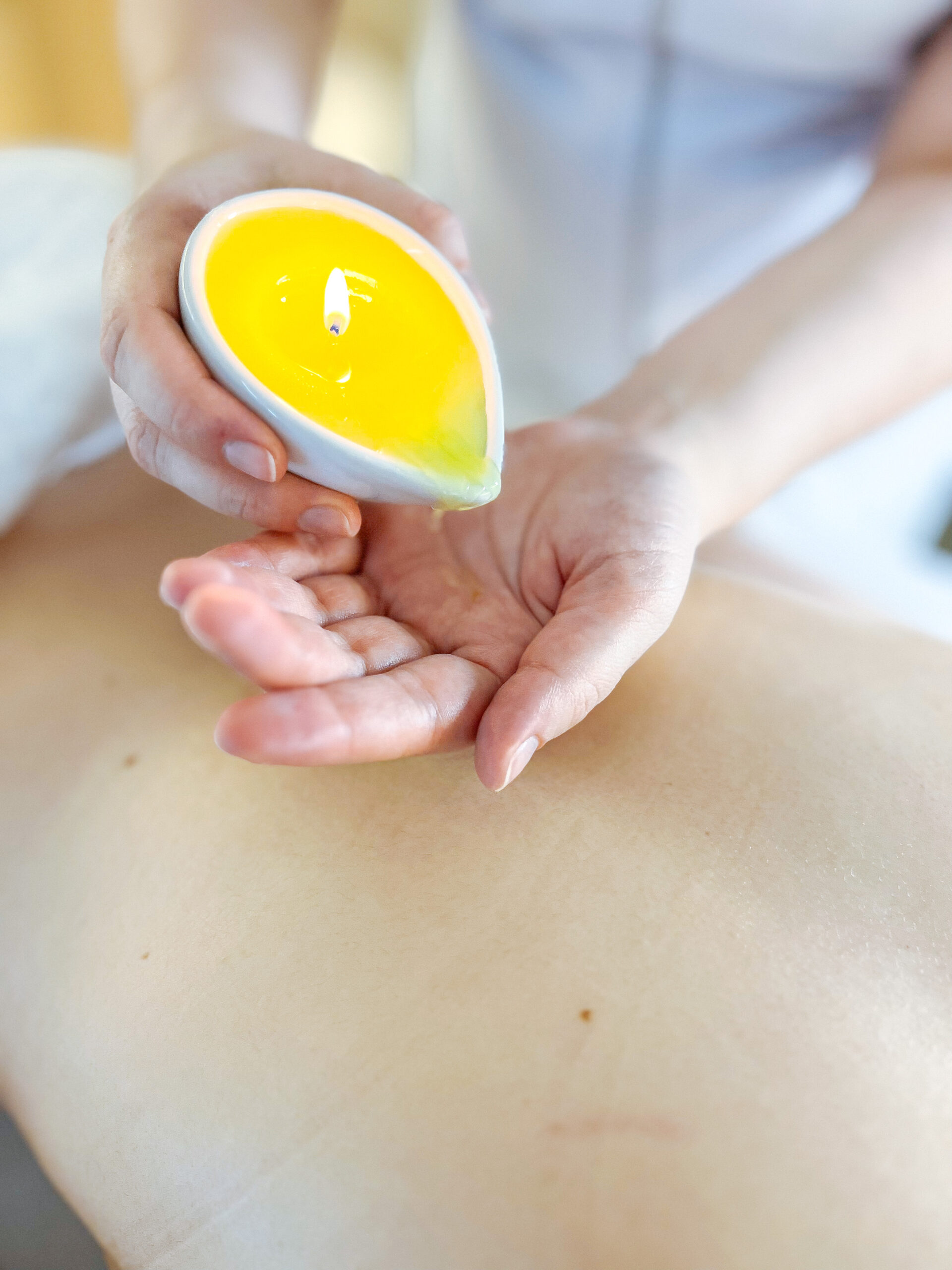 Massagem com Velas – Miamar Estética Massagem com Velas